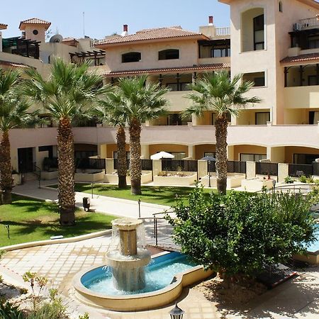 Townhouse Queens Gardens Paphos Exterior photo